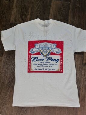 NWOT Classic Teaze Beer Pong Tshirt 🍻🍻